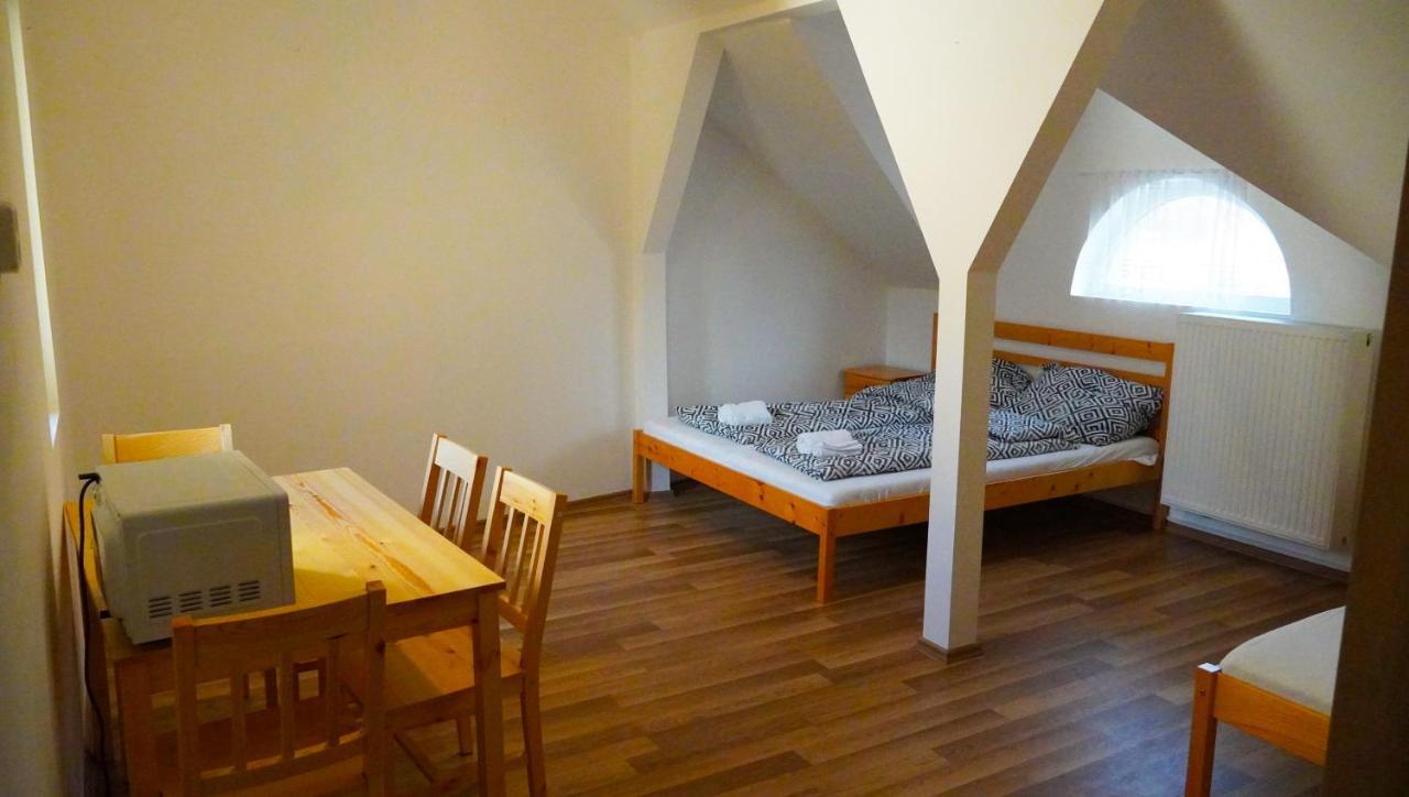 Pajkos Póni Vendégház Miskolc Extérieur photo